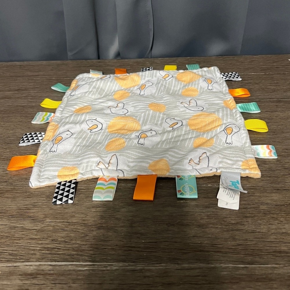 Mary Meyer Taggies Comfy Birds Lovey Security Blanket Signature Collection